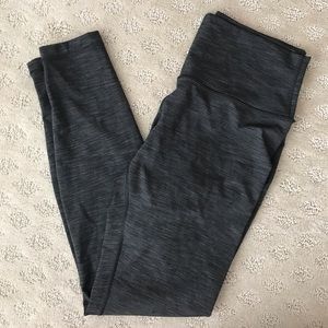 Lululemon wunder under